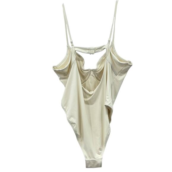 Good American Plus Size Swimsuit Showoff One-Piece Swimwear - Picture 9 of 12